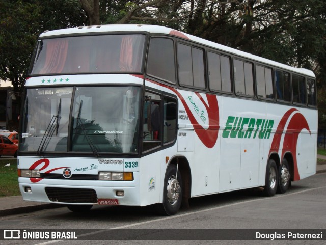 Eucatur - Empresa União Cascavel de Transportes e Turismo 3339 na cidade de Curitiba, Paraná, Brasil, por Douglas Paternezi. ID da foto: 8883239.