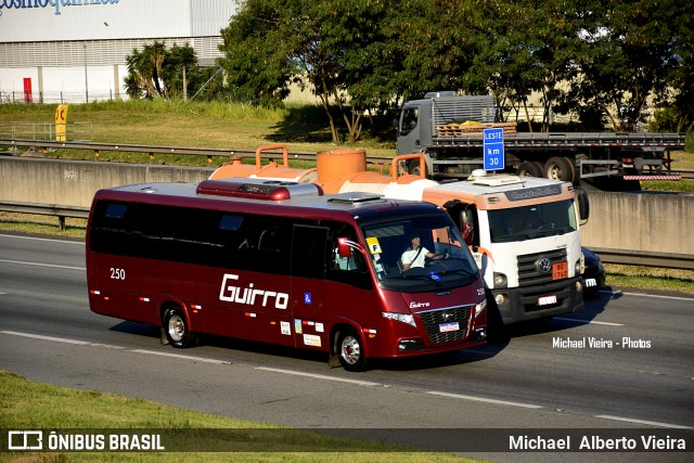 Guirro Tur 250 na cidade de Barueri, São Paulo, Brasil, por Michael  Alberto Vieira. Número da foto: #8886097.