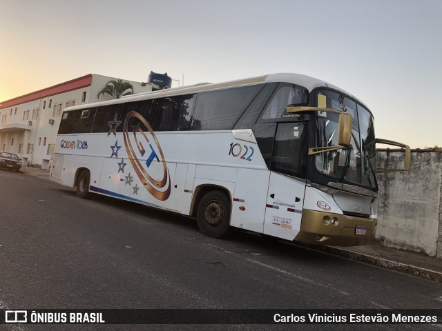 Golden Tour 1022 na cidade de Osvaldo Cruz, São Paulo, Brasil, por Carlos Vinicius Estevão Menezes. Número da foto: #8888953.