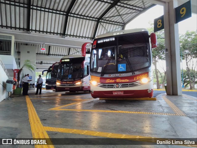 Viação São Bento Ribeirão Preto 12030 na cidade de Franca, São Paulo, Brasil, por Danilo Lima Silva. Número da foto: #8888306.
