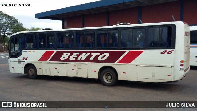 Bento Transportes 86 na cidade de Porto Alegre, Rio Grande do Sul, Brasil, por JULIO SILVA. ID da foto: 8890769.