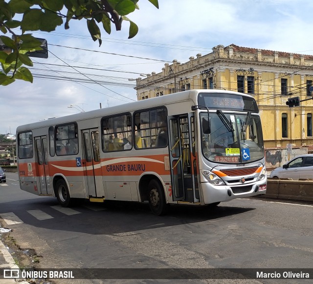 Transportes Coletivos Grande Bauru 2208 na cidade de Bauru, São Paulo, Brasil, por Marcio Oliveira. ID da foto: 8889085.