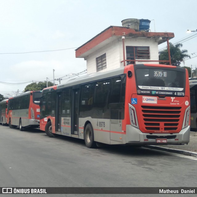 Express Transportes Urbanos Ltda 4 8978 na cidade de São Paulo, São Paulo, Brasil, por Matheus  Daniel. ID da foto: 8954958.