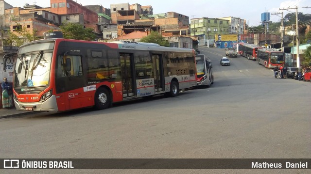 Express Transportes Urbanos Ltda 4 8975 na cidade de São Paulo, São Paulo, Brasil, por Matheus  Daniel. ID da foto: 8954956.