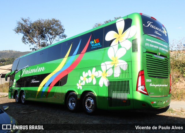Jasmim Turismo 20020 na cidade de Itaúna, Minas Gerais, Brasil, por Vicente de Paulo Alves. Número da foto: #8980653.