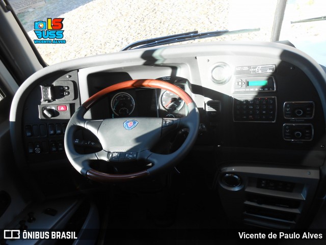 Jasmim Turismo 20020 na cidade de Itaúna, Minas Gerais, Brasil, por Vicente de Paulo Alves. Número da foto: #8980656.