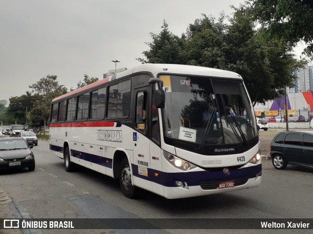 Viação Piracicabana 4425 na cidade de Diadema, São Paulo, Brasil, por Welton Xavier. ID da foto: 8983589.