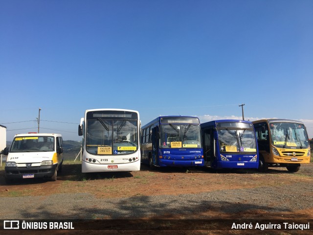 Expresso Royal 2155 na cidade de Londrina, Paraná, Brasil, por André Aguirra Taioqui. Número da foto: #8983603.