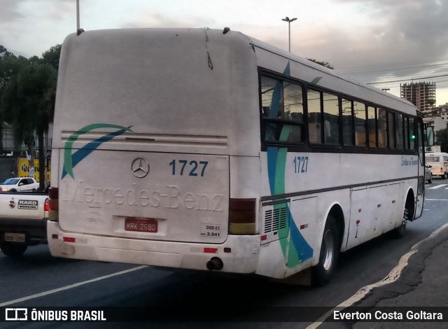 Ônibus Particulares 1727 na cidade de Cariacica, Espírito Santo, Brasil, por Everton Costa Goltara. Número da foto: #8985577.
