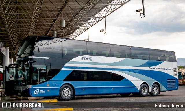 ETN - Enlaces Terrestres Nacionales 6028 na cidade de Morelia, Michoacán, México, por Fabián Reyes. Número da foto: #8986135.