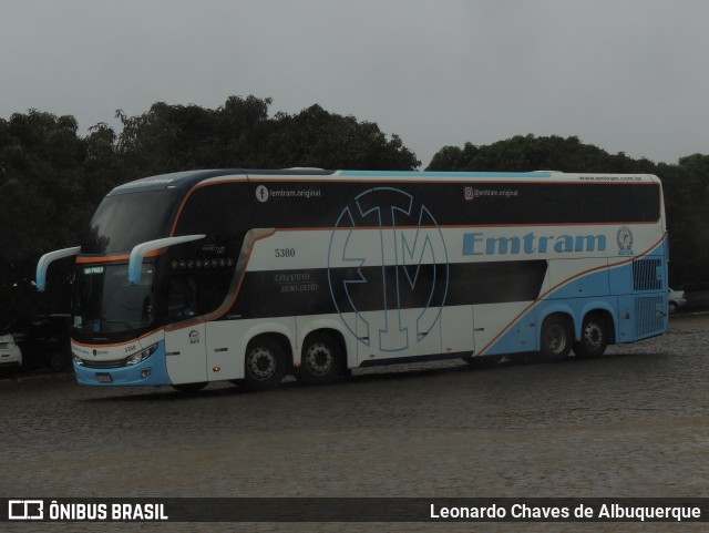 Emtram 5380 na cidade de Vitória da Conquista, Bahia, Brasil, por Leonardo Chaves de Albuquerque. Número da foto: #8985904.