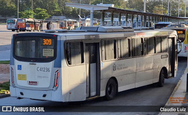 Real Auto Ônibus C41236 na cidade de Rio de Janeiro, Rio de Janeiro, Brasil, por Claudio Luiz. ID da foto: 8989063.