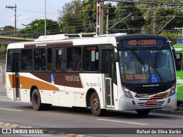 Auto Ônibus Vera Cruz RJ 104.001 na cidade de Duque de Caxias, Rio de Janeiro, Brasil, por Rafael da Silva Xarão. Número da foto: #8992946.