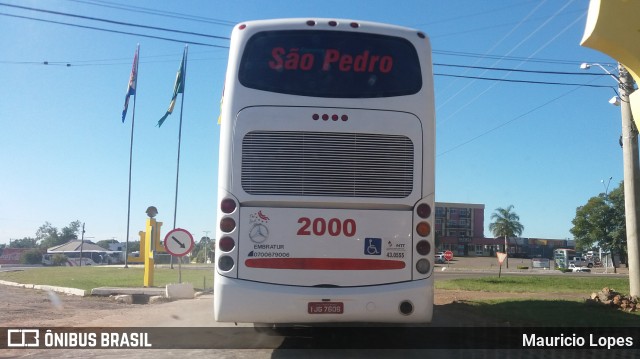 Expresso São Pedro 2000 na cidade de Santiago, Rio Grande do Sul, Brasil, por Mauricio Lopes. Número da foto: #8995413.