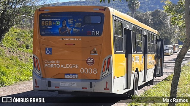Companhia Carris Porto-Alegrense 0008 na cidade de Porto Alegre, Rio Grande do Sul, Brasil, por Max Ramos. Número da foto: #8994499.