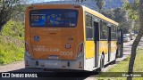 Companhia Carris Porto-Alegrense 0008 na cidade de Porto Alegre, Rio Grande do Sul, Brasil, por Max Ramos. Número da foto: #8994499.