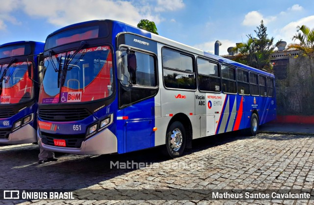 Auto Viação ABC 651 na cidade de São Bernardo do Campo, São Paulo, Brasil, por Matheus Santos Cavalcante. ID da foto: 8997107.