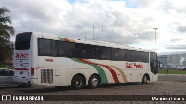 Expresso São Pedro 2050 na cidade de Santiago, Rio Grande do Sul, Brasil, por Mauricio Lopes. ID da foto: 8998047.