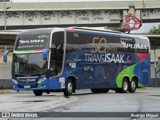 Trans Isaak Turismo 1935 na cidade de Rio de Janeiro, Rio de Janeiro, Brasil, por Rodrigo Miguel. Número da foto: #9001758.