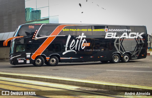 Expresso Adamantina 422102 na cidade de Rio de Janeiro, Rio de Janeiro, Brasil, por André Almeida. Número da foto: #9000731.