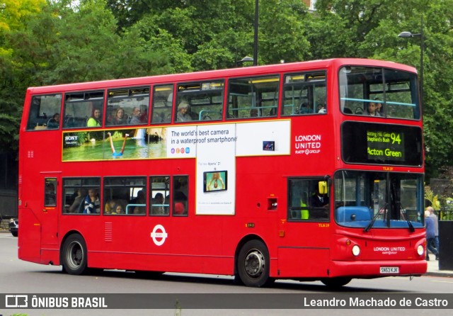 London United TLA29 na cidade de London, Greater London, Inglaterra, por Leandro Machado de Castro. ID da foto: 9001141.