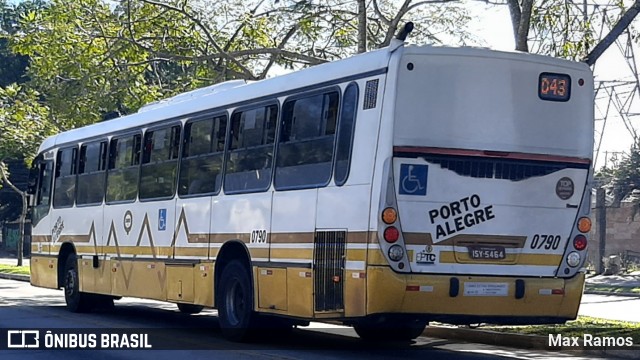 Companhia Carris Porto-Alegrense 0790 na cidade de Porto Alegre, Rio Grande do Sul, Brasil, por Max Ramos. Número da foto: #9002129.