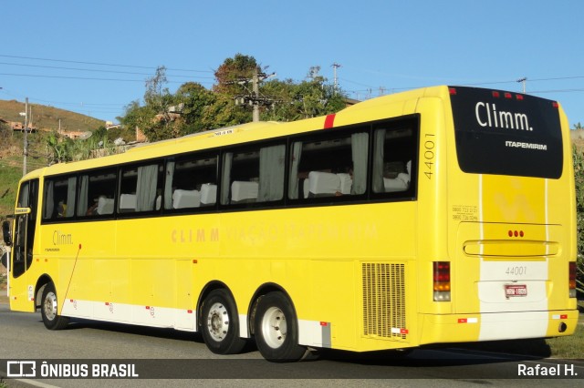 Viação Itapemirim 44001 na cidade de Barra do Piraí, Rio de Janeiro, Brasil, por Rafael H.. ID da foto: 9003451.