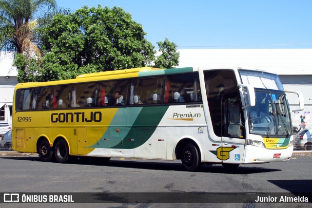 Empresa Gontijo de Transportes 12495 na cidade de Uberaba, Minas Gerais, Brasil, por Junior Almeida. ID da foto: 9002694.