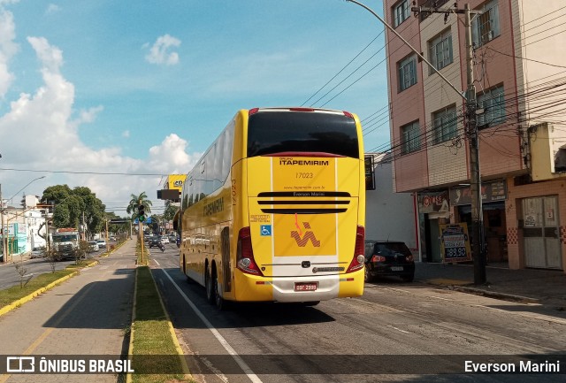 Viação Itapemirim 17023 na cidade de Governador Valadares, Minas Gerais, Brasil, por Everson Marini. ID da foto: 9005771.