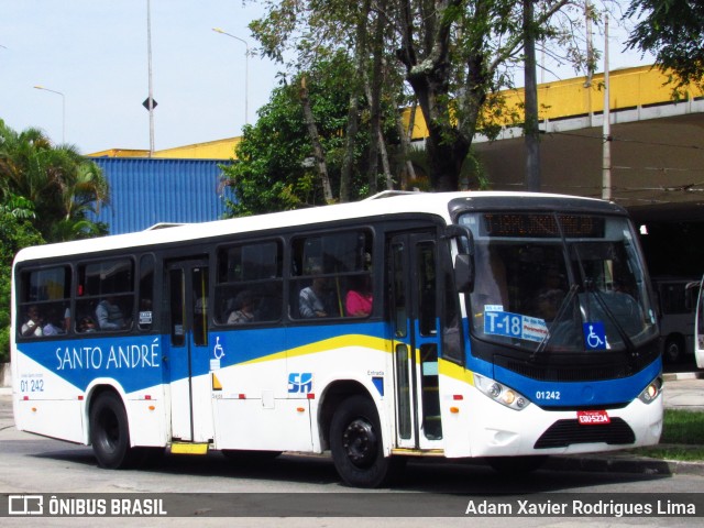 Viação Curuçá 01 242 na cidade de Santo André, São Paulo, Brasil, por Adam Xavier Rodrigues Lima. ID da foto: 9005393.