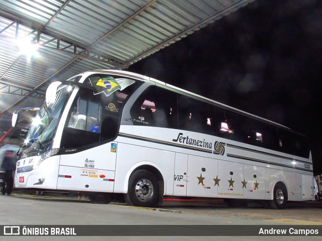 Viação Sertanezina 10008 na cidade de Pirapora, Minas Gerais, Brasil, por Andrew Campos. Número da foto: #9007953.