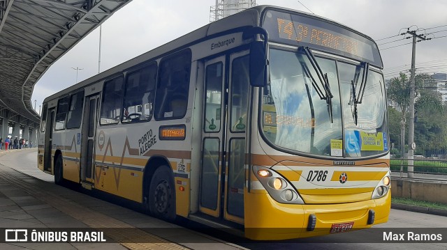 Companhia Carris Porto-Alegrense 0786 na cidade de Porto Alegre, Rio Grande do Sul, Brasil, por Max Ramos. Número da foto: #9009862.