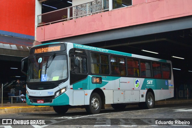 Autotrans Transportes Urbanos e Rodoviários 7327 na cidade de Uberlândia, Minas Gerais, Brasil, por Eduardo Ribeiro. ID da foto: 9011443.