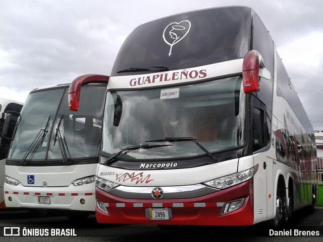 Guapileños LB 2096 na cidade de Merced, San José, San José, Costa Rica, por Daniel Brenes. ID da foto: 9010769.