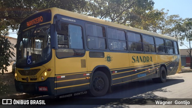 Viação Sandra 10331 na cidade de Pirapora, Minas Gerais, Brasil, por Wágner  Gontijo. Número da foto: #9015986.