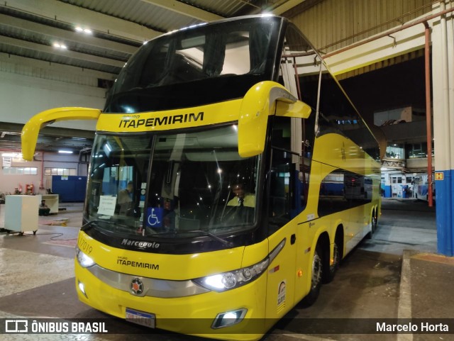Viação Itapemirim 17019 na cidade de Rio de Janeiro, Rio de Janeiro, Brasil, por Marcelo Horta. Número da foto: #9014129.