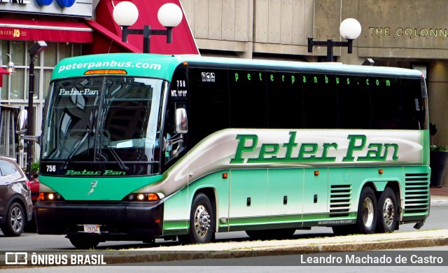 Peterpan 756 na cidade de Boston, Massachusetts, Estados Unidos, por Leandro Machado de Castro. ID da foto: 9021634.