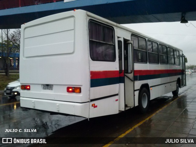Ônibus Particulares 8272 na cidade de Esteio, Rio Grande do Sul, Brasil, por JULIO SILVA. Número da foto: #9022365.