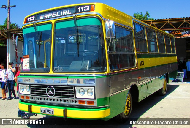 Ônibus Particulares 113 na cidade de Curitiba, Paraná, Brasil, por Alessandro Fracaro Chibior. Número da foto: #9023468.
