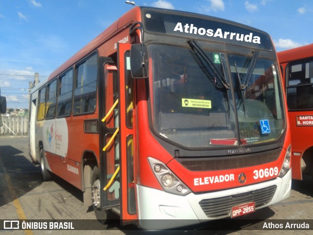 Expresso Luziense > Territorial Com. Part. e Empreendimentos 30609 na cidade de Belo Horizonte, Minas Gerais, Brasil, por Athos Arruda. Número da foto: #9026465.