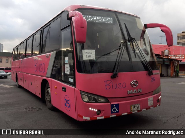 BIUSA 25 na cidade de Merced, San José, San José, Costa Rica, por Andrés Martínez Rodríguez. Número da foto: #9025171.