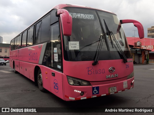 BIUSA 25 na cidade de Merced, San José, San José, Costa Rica, por Andrés Martínez Rodríguez. ID da foto: 9025171.