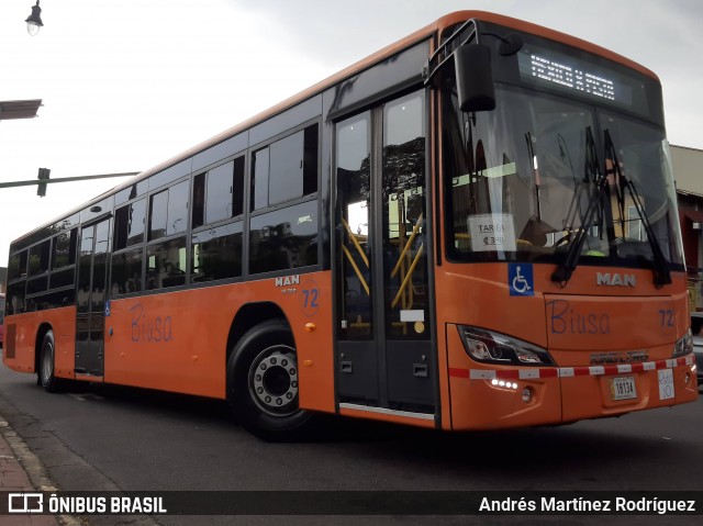 BIUSA 72 na cidade de Merced, San José, San José, Costa Rica, por Andrés Martínez Rodríguez. ID da foto: 9027943.