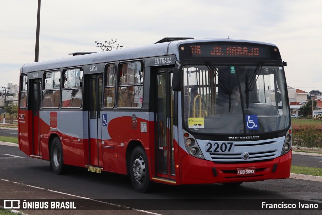 Viação Sorriso de Marília 2207 na cidade de Marília, São Paulo, Brasil, por Francisco Ivano. Número da foto: #9036176.