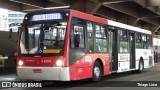 Express Transportes Urbanos Ltda 4 8304 na cidade de São Paulo, São Paulo, Brasil, por Thiago Lima. Número da foto: #:id.