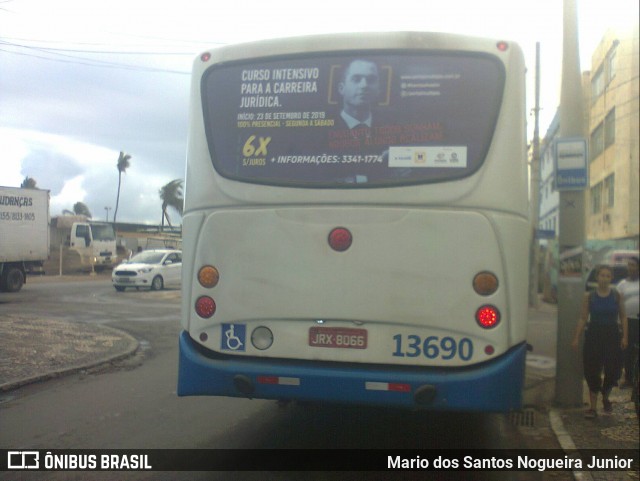 Concessionária Salvador Norte - CSN Transportes 13690 na cidade de Salvador, Bahia, Brasil, por Mario dos Santos Nogueira Junior. Número da foto: #8961188.