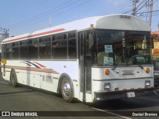 AVIA S.A. HB 2563 na cidade de San Vicente, Moravia, San José, Costa Rica, por Daniel Brenes. ID da foto: 8961409.