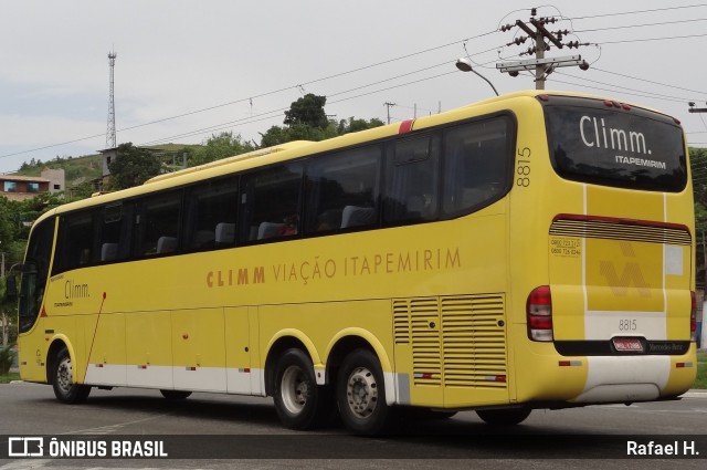 Viação Itapemirim 8815 na cidade de Barra do Piraí, Rio de Janeiro, Brasil, por Rafael H.. ID da foto: 9037631.