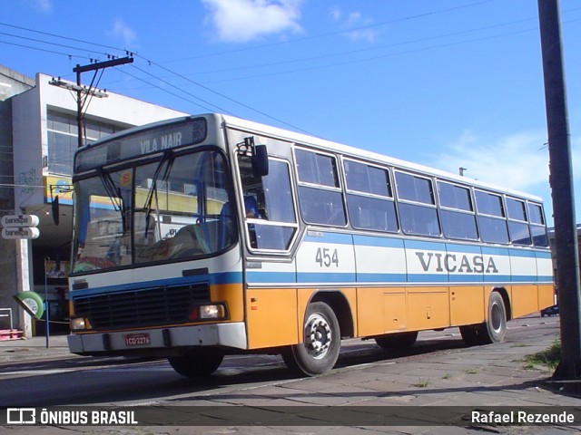 VICASA - Viação Canoense S.A. 454 na cidade de Porto Alegre, Rio Grande do Sul, Brasil, por Rafael Rezende. Número da foto: #8962811.