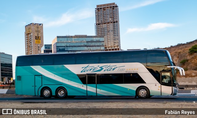 Turistar 3012 na cidade de Querétaro, Querétaro, México, por Fabián Reyes. Número da foto: #8962483.
